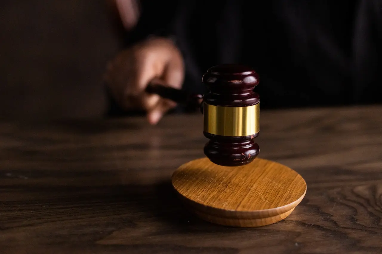 5 Ways to Safeguard Your Business Against a Lawsuit